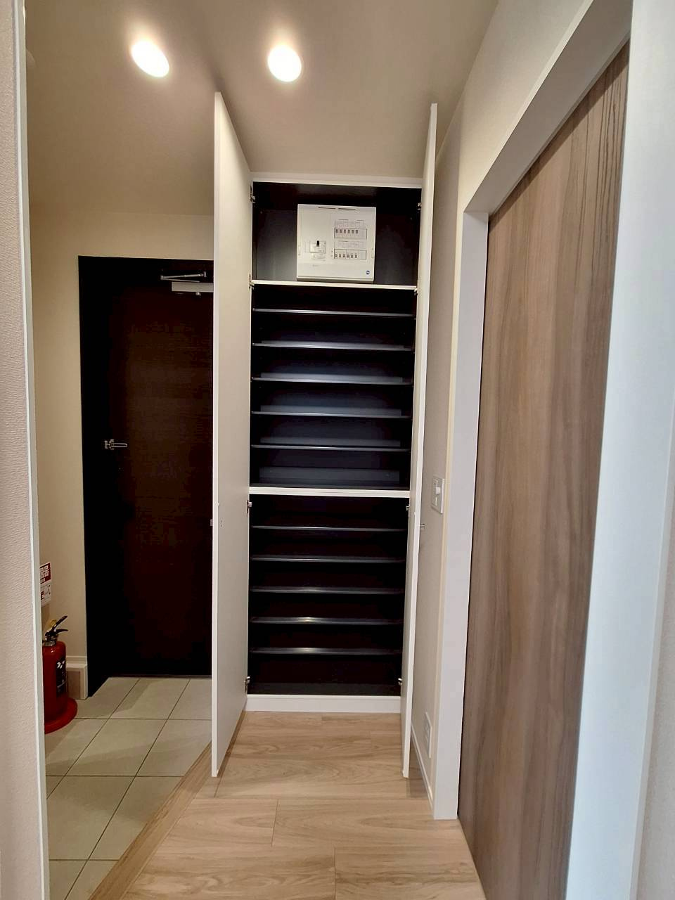 本駒込邸の玄関