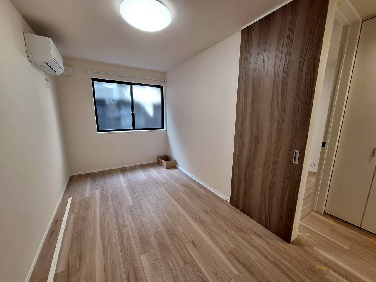 本駒込邸の洋室