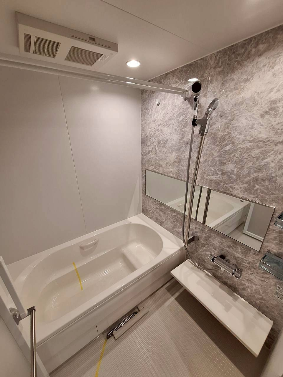 本駒込邸の浴室