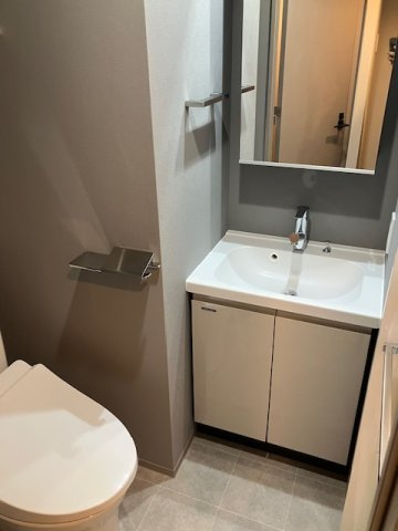 RELUXIA横濱元町の洗面所