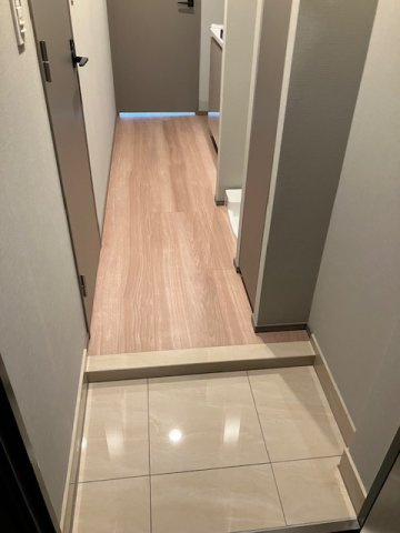 RELUXIA横濱元町の玄関