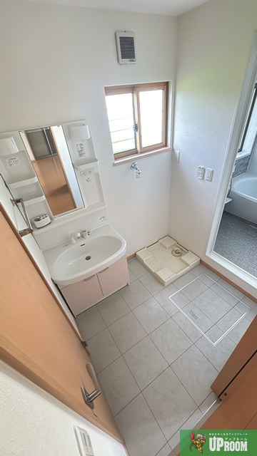 岩倉市昭和町戸建の洗面所