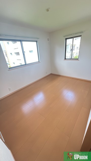 岩倉市昭和町戸建の寝室