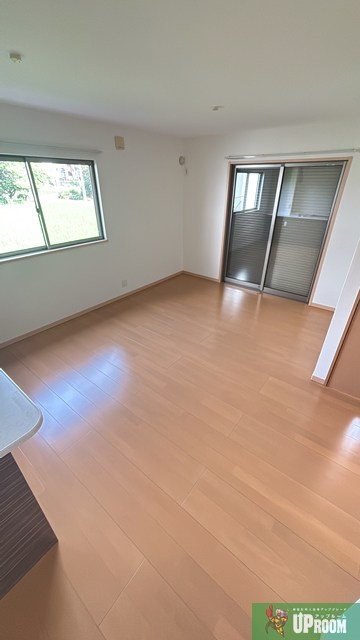 岩倉市昭和町戸建の居間・リビング