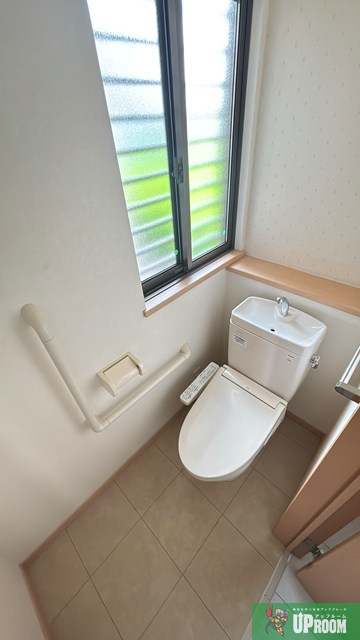 岩倉市昭和町戸建のトイレ