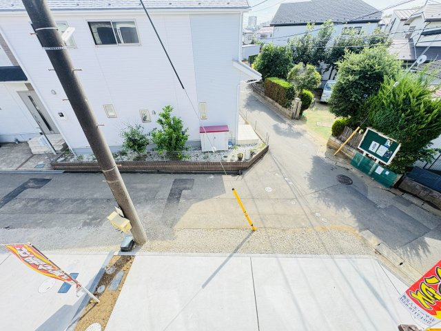 松戸市東平賀新築戸建【殿平賀小学校：9分】の展望|バルコニーより南側眺望・南道路で日当たり良好♪