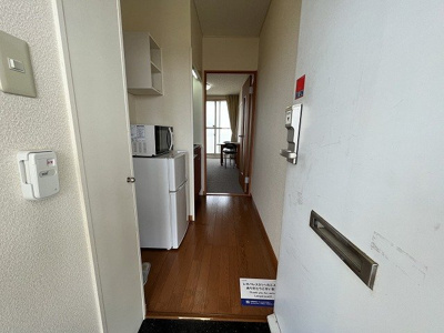 【玄関】 | レオパレスメルツェⅡ