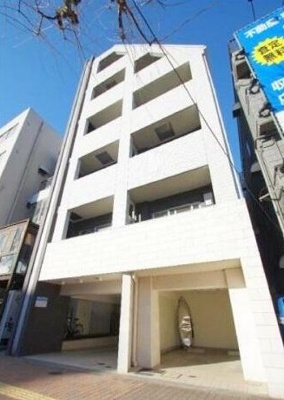 【外観】 | セ・ジョリ高円寺 | 鉄筋コンクリート造のがっちりとした建物。
