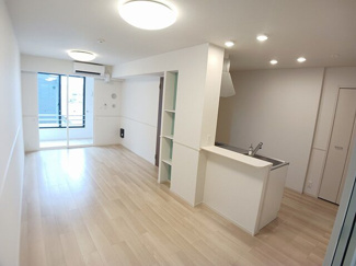 【居間・リビング】 | ソリオＢ | ゆったり過ごせるリビングです