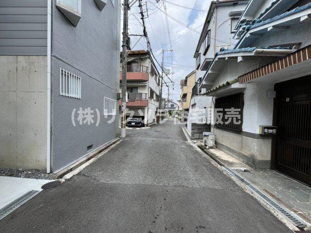 平池町　新築一戸建ての前面道路含む現地写真|■物件内覧・資金計画相談・住宅ローン相談、リフォーム相談、お問合せ受付中■
※当日・翌日のご内覧、ご相談はお電話でのお問合せがスムーズです！