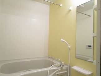 【浴室】 | ゴールデンベア　ウエスト | 落ち着いた空間のお風呂です