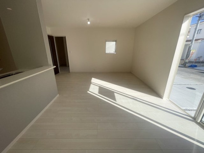 【居間・リビング】 | 八重瀬町具志頭（全11棟）4号棟 | 4号棟　LDK17帖♪リビング階段♪