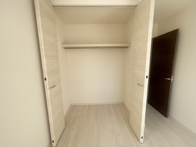 【収納】 | 八重瀬町具志頭（全11棟）4号棟 | 4号棟　洋室6.5帖＋CL付き♪