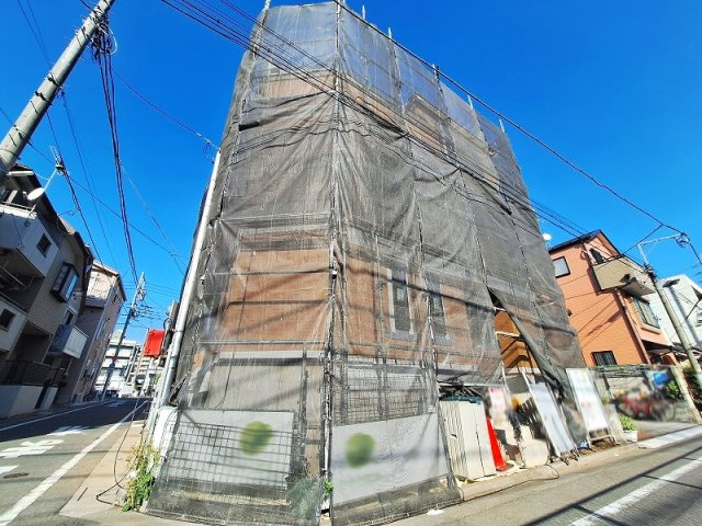 【外観】 | 板橋区徳丸3丁目　新築一戸建住宅　全1棟　（成増店） | 南西角地につき陽当・通風良好。