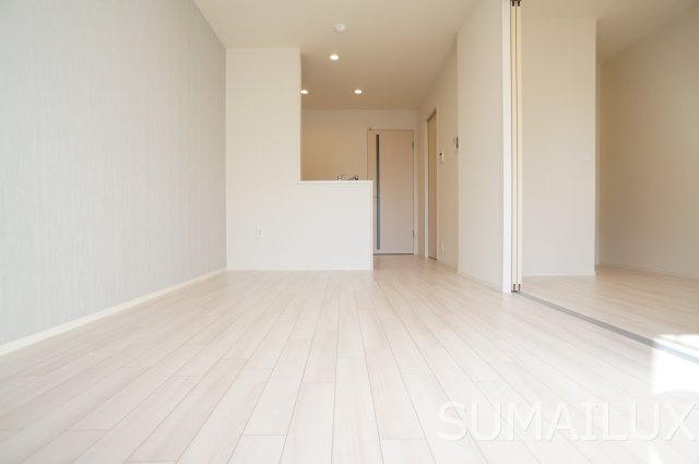 熊本市南区出仲間８丁目のアパートの居間・リビング