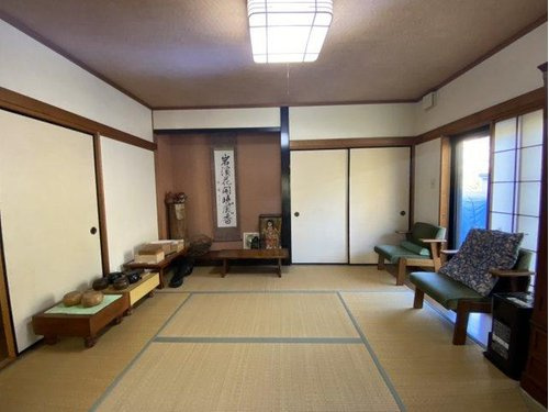 東金市極楽寺　中古戸建の和室|敷地約99坪家庭菜園も可能７DK建物約45坪 平成10年11月築 オール電化住宅 駐車並列3台可 