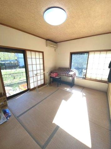 東金市極楽寺　中古戸建の和室|敷地約99坪家庭菜園も可能７DK建物約45坪 平成10年11月築 オール電化住宅 駐車並列3台可 