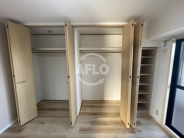 ロベリア弐番館の収納|ロベリア弐番館　クローゼット