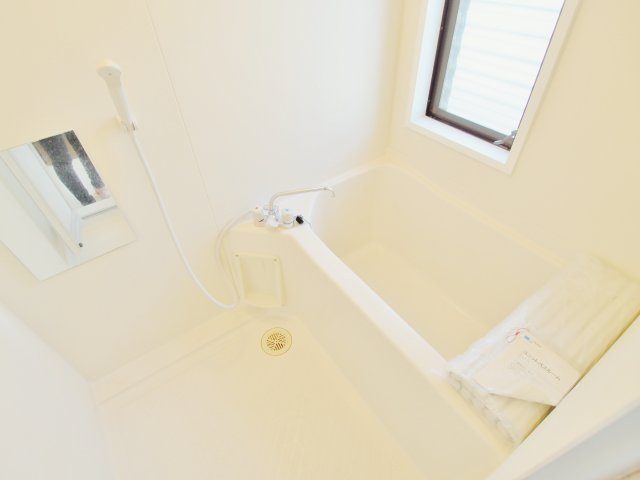 グレイスカンドウ C棟の浴室