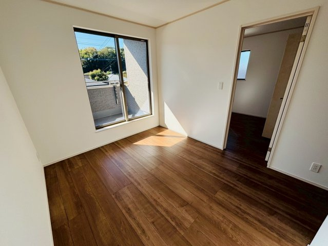 ハートフルタウン／大津町杉水／B号棟の洋室