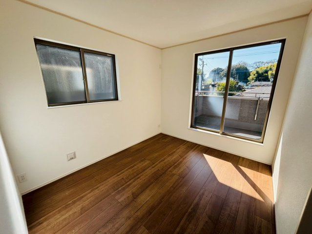 ハートフルタウン／大津町杉水／B号棟の洋室