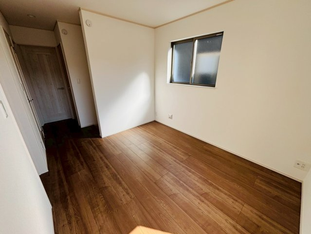 ハートフルタウン／大津町杉水／B号棟の洋室