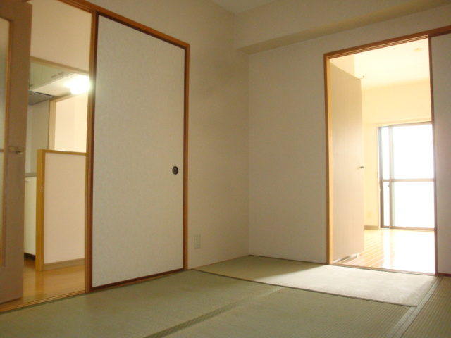 甚樹園マンション壱番館の和室