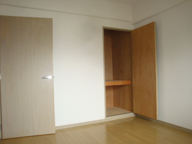 甚樹園マンション壱番館の収納
