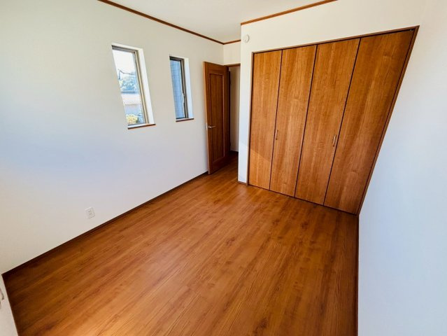 ハートフルタウン／大津町杉水／C号棟の洋室