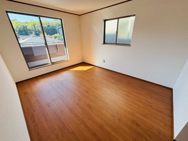 ハートフルタウン／大津町杉水／C号棟の洋室