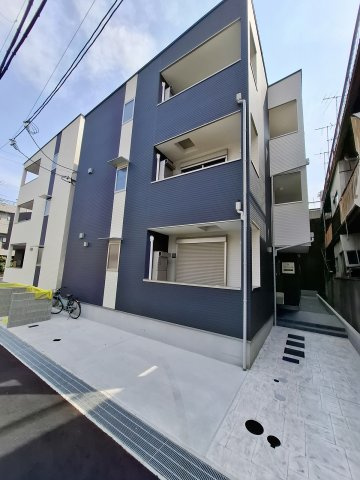 ザカラー東本町A棟の外観