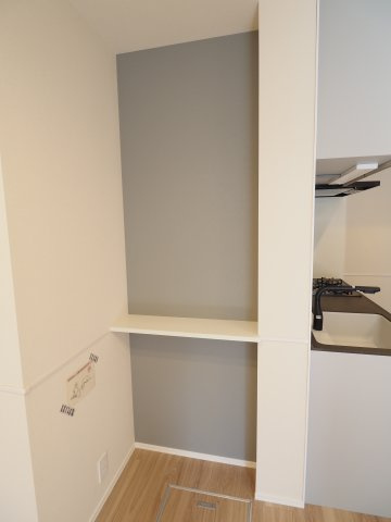 【収納】 | オカバ世田谷深沢ヘーベルメゾン | アクセントクロスもおしゃれ♪デスクスペースも完備です！