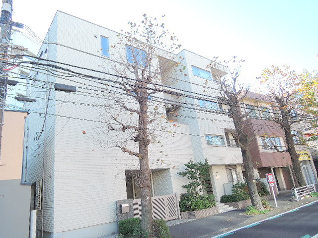 横浜市神奈川区六角橋２丁目の賃貸マンションの外観|旭化成施工で耐震性・耐火性に優れたへーベルメゾン