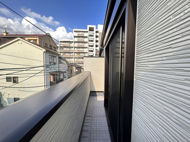 大日通２丁目　新築戸建のバルコニー|3階バルコニー♪