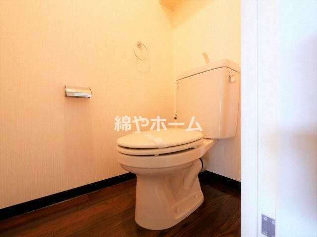 Rainbow　Court　P-Ⅲのトイレ|ゆったりとした空間のトイレです