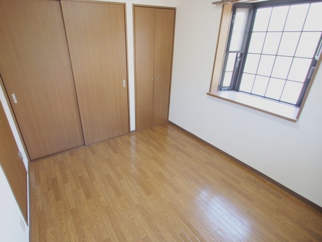 ロイヤルタムラさくら館の寝室