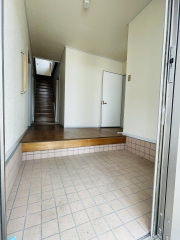 喜沢M戸建ての玄関