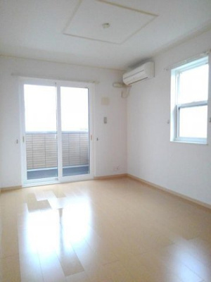 【居間・リビング】 | フォレストグランデⅠ | 使いやすいリビングです