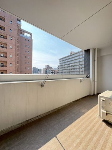 【バルコニー】 | LIBTH別府 | ※別号室の写真になります。現況優先。

