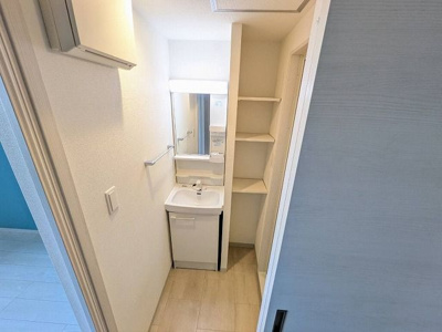 【洗面所】 | MODERN　PALAZZO大手門Ⅱ | 別号室の写真になります。現況優先。