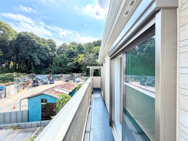 旭区上白根町　新築戸建てのバルコニー|◆日当たり良好なバルコニー！毎日のお洗濯にも嬉しいですね！
