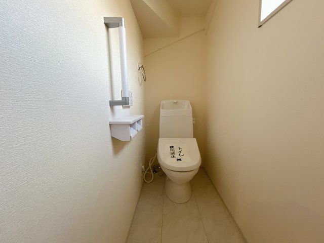 熊谷市宮本町　新築戸建　全２棟のトイレ