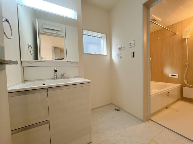 熊谷宮本町　新築戸建　全２棟の独立洗面台