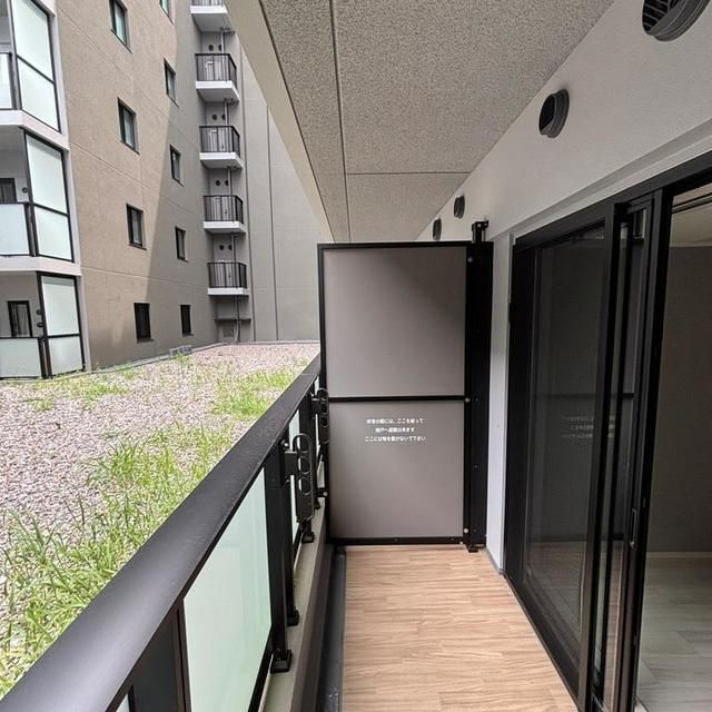 パークアクシス新宿百人町のバルコニー