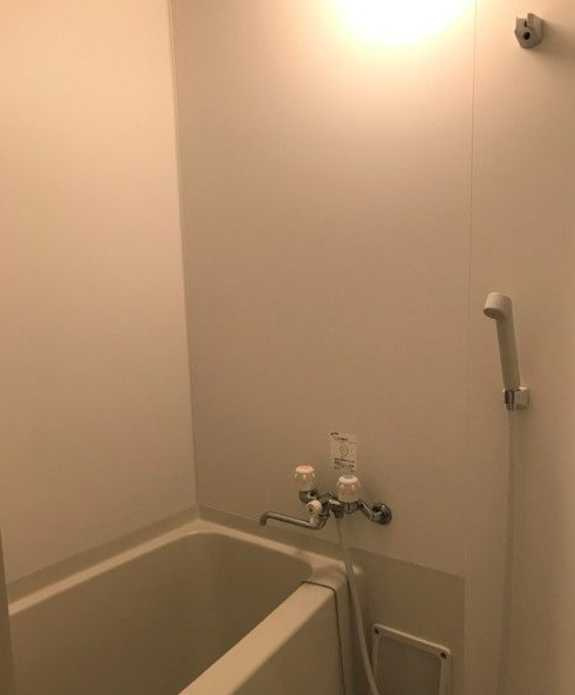 メゾン・レイカ　礼金０　独立洗面台　バイク置き場の浴室