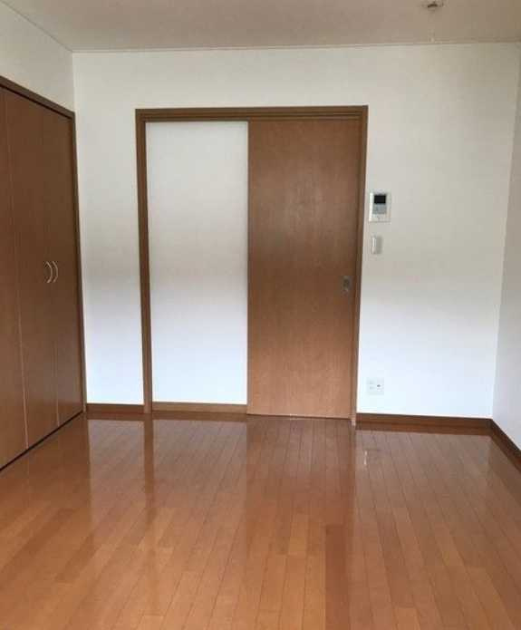 メゾン・レイカ　礼金０　独立洗面台　バイク置き場の内装