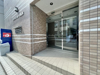 【エントランス】