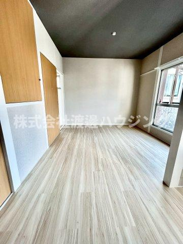 豊中市宮山町3丁目一戸建の内装