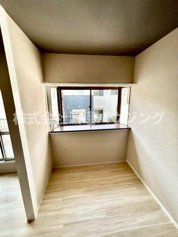 豊中市宮山町3丁目一戸建のその他|窓