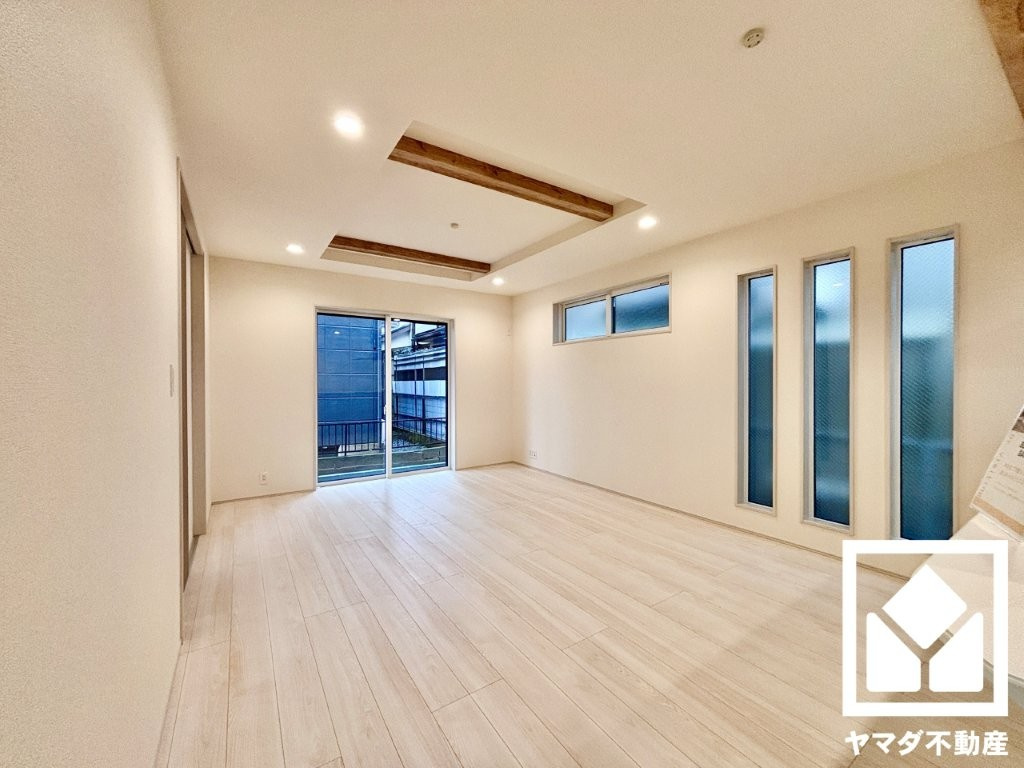 宇治市伊勢田町砂田　2期　1号棟の居間・リビング